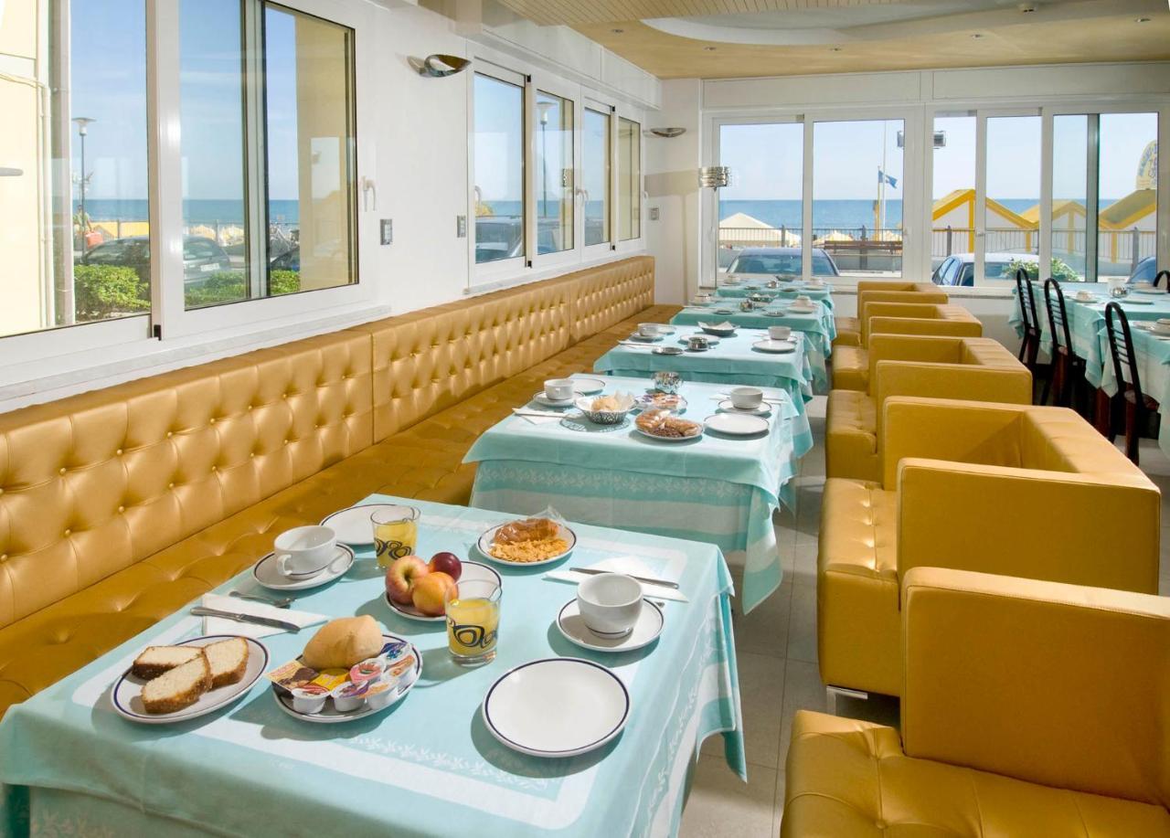 Hotel Werther Fano Zewnętrze zdjęcie